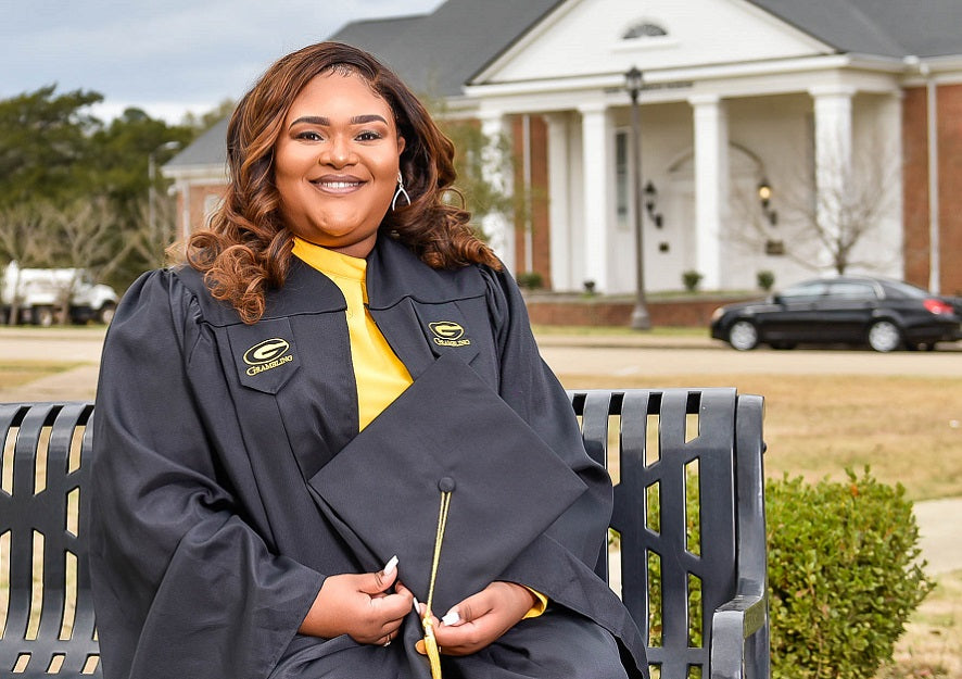 Feature News: A Black Woman Just Became The First Person In Louisiana To Earn A Degree In Cybersecurity