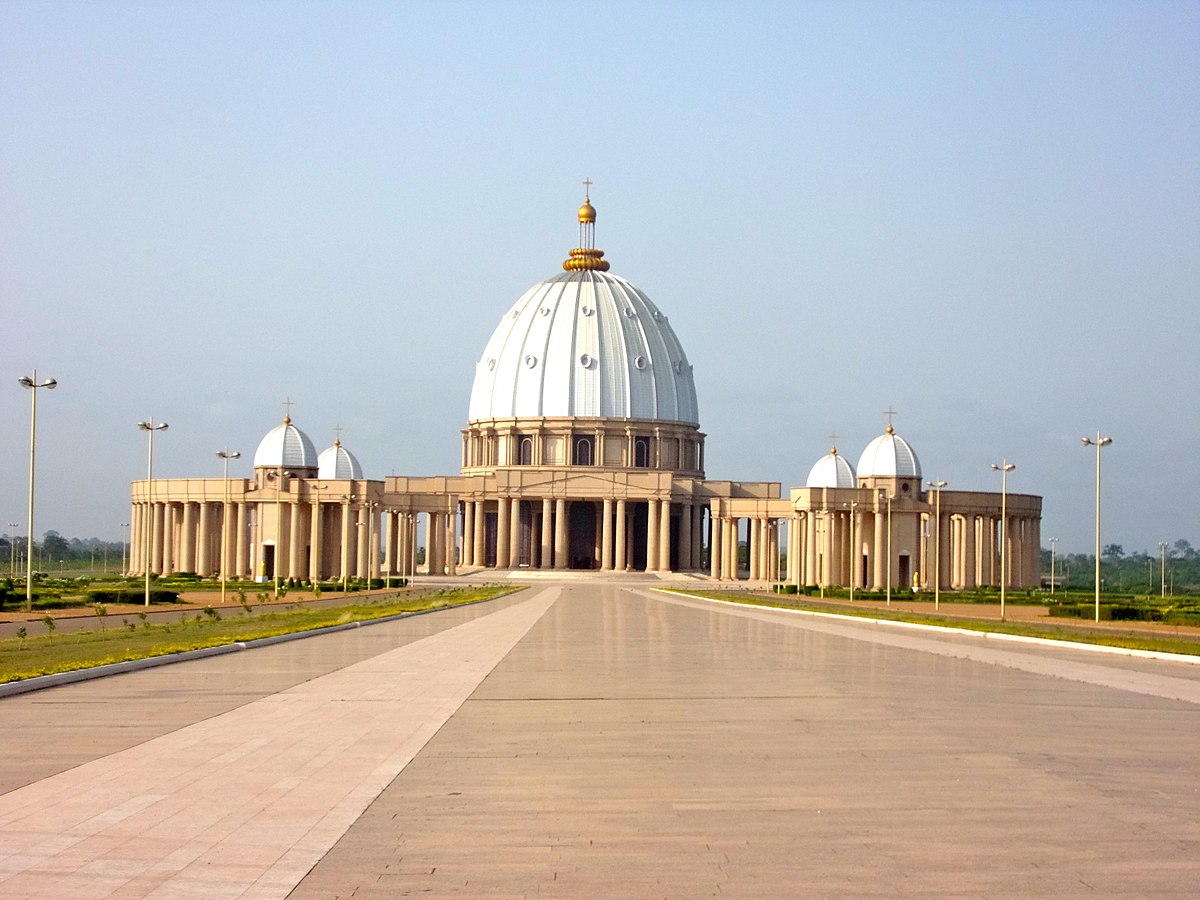 Black History: Our Lady Of Peace Of Yamoussoukro Basilica (1989)